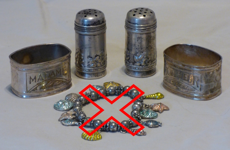 WM rogers Silver Plate shaker set